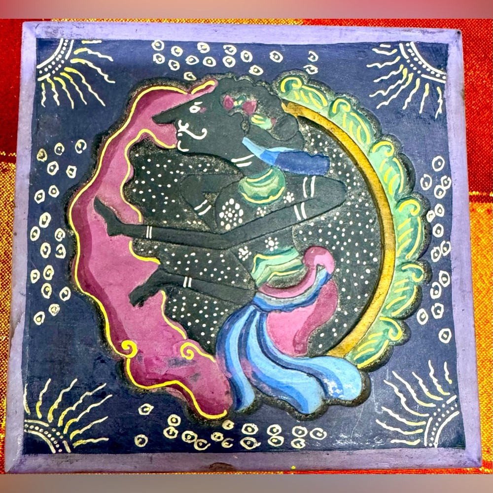 Vintage Handpainted Indonesian Folk Art Sogo Trinket Jewelry Box